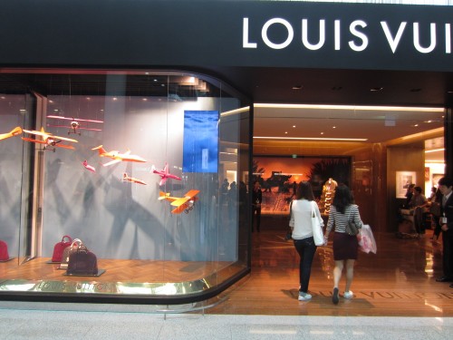 Louis Vuitton beeline