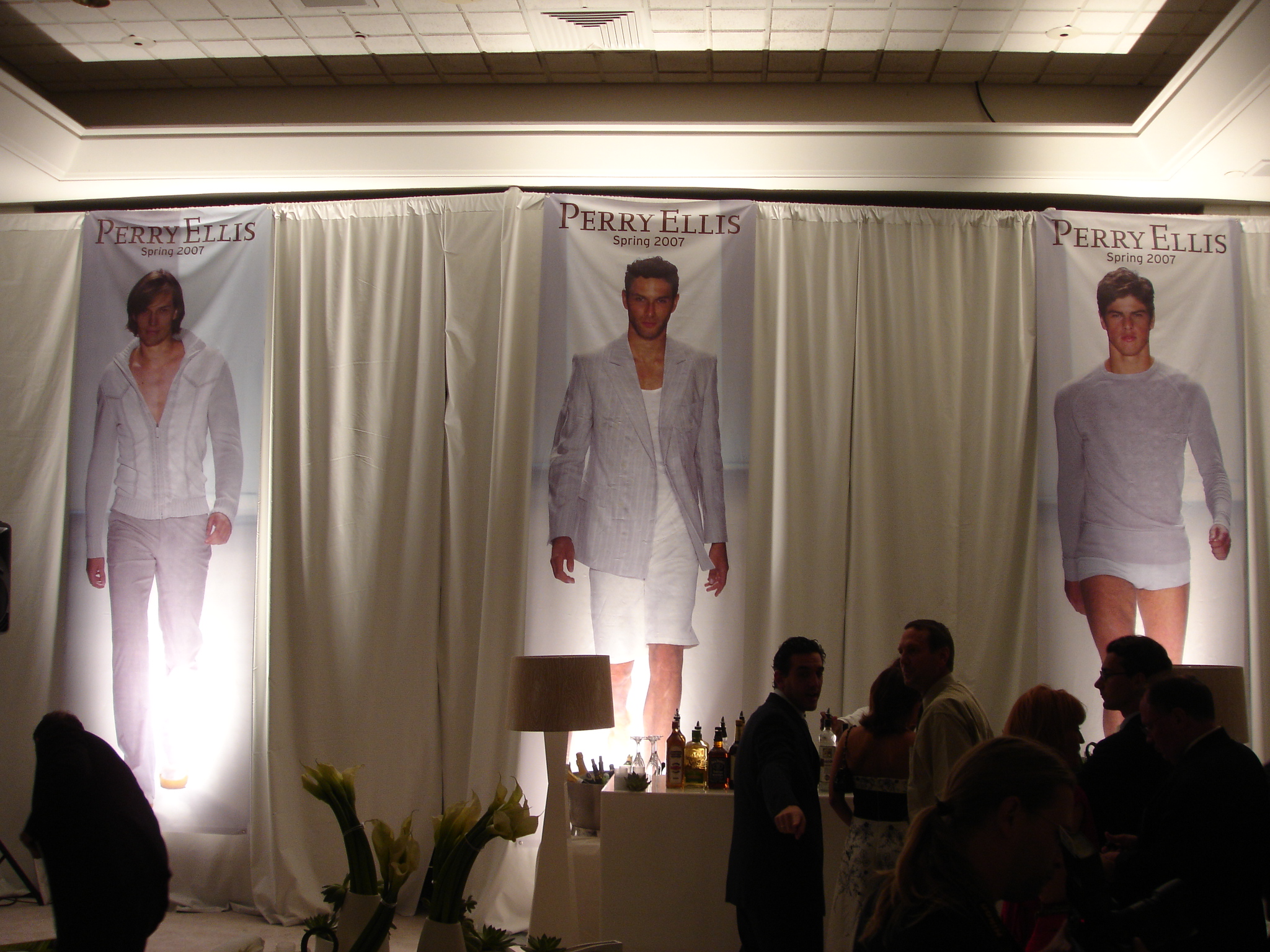 perry-ellis.JPG